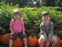Kids_ArboretumWithGGrandMum (3)